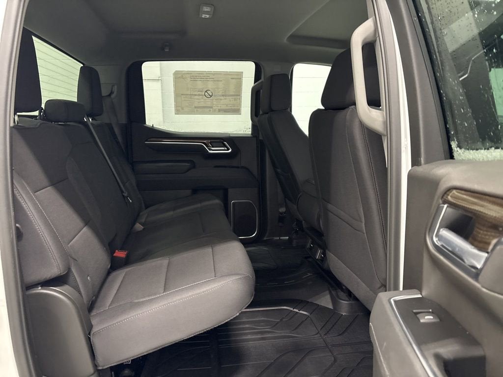 2026 Chevrolet Silverado 1500 RST Crew Cab Short Box 4WD