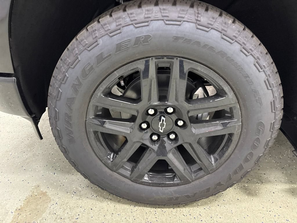 2026 Chevrolet Silverado 1500 RST Crew Cab Short Box 4WD