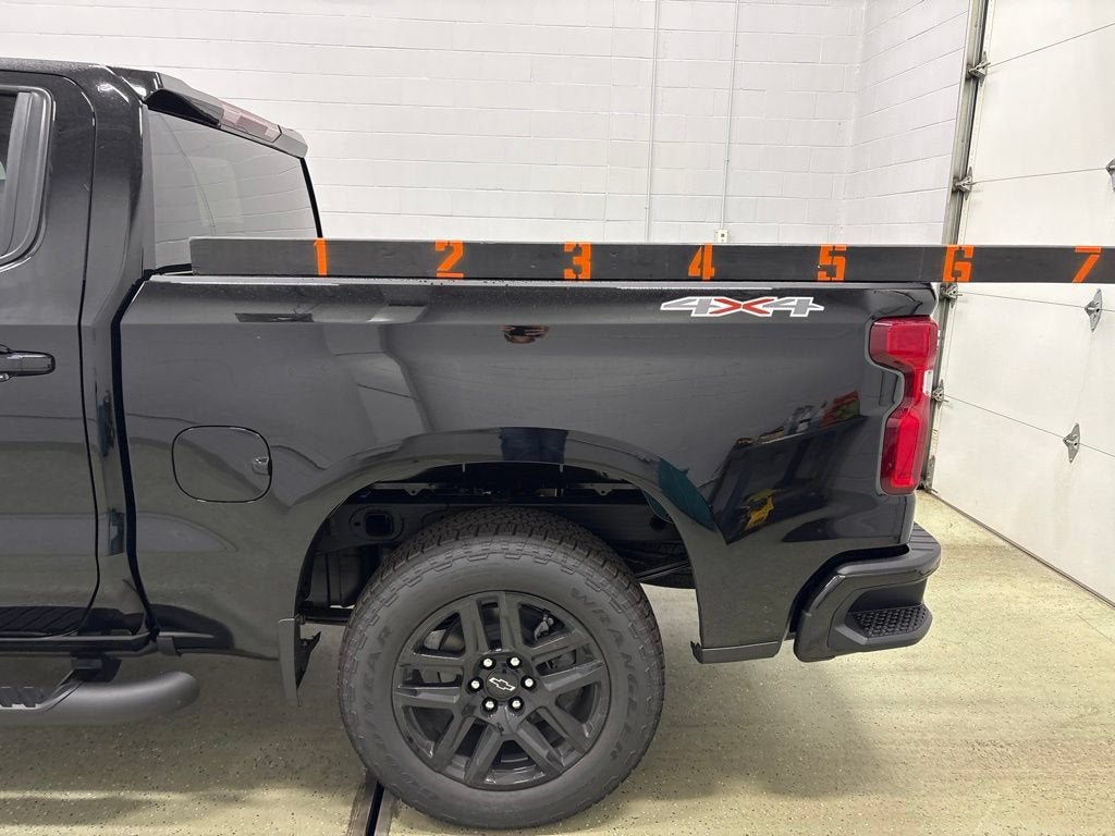 2026 Chevrolet Silverado 1500 RST Crew Cab Short Box 4WD