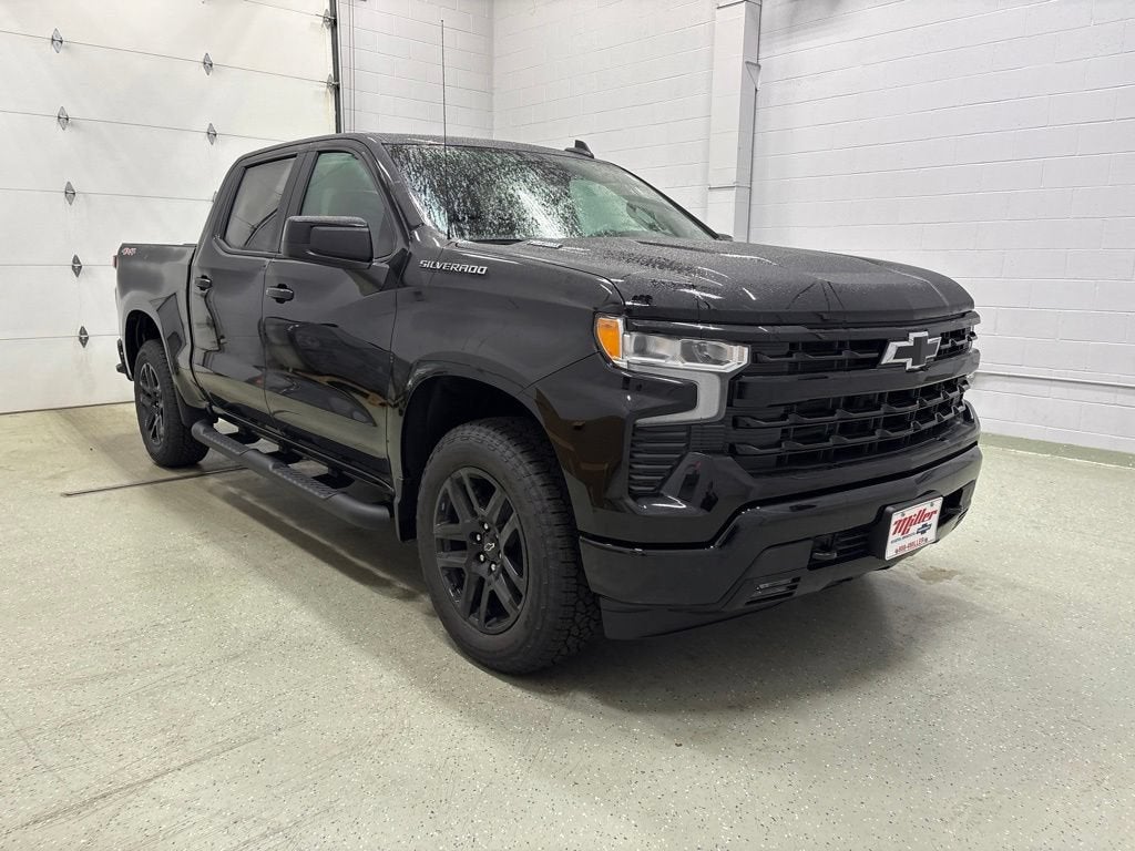 2026 Chevrolet Silverado 1500 RST Crew Cab Short Box 4WD