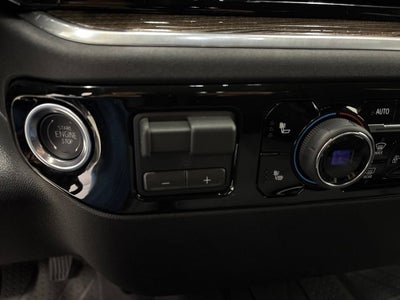 2026 Chevrolet Silverado 1500 RST Crew Cab Short Box 4WD