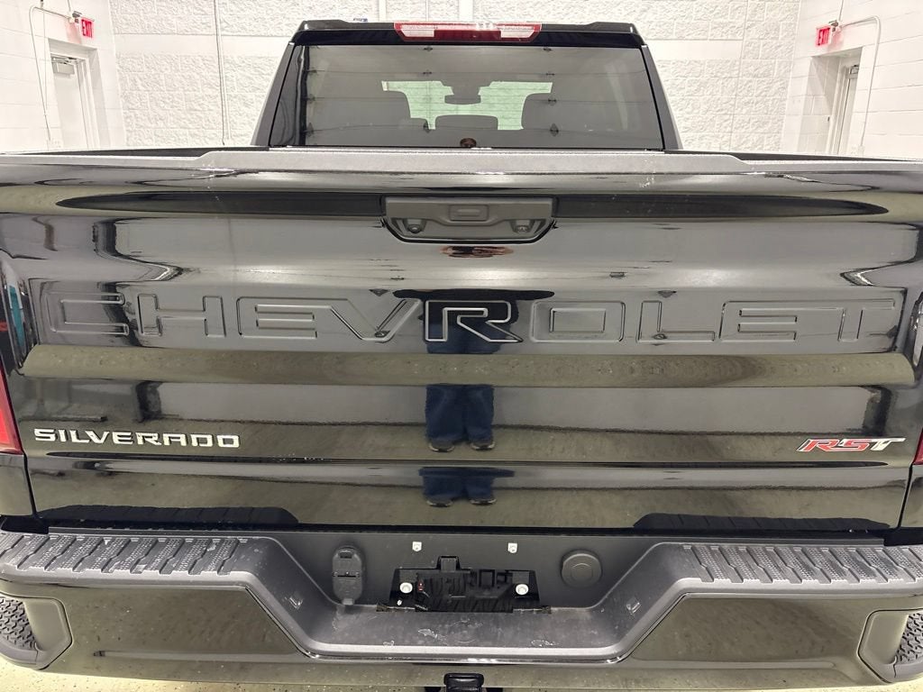 2026 Chevrolet Silverado 1500 RST Crew Cab Short Box 4WD