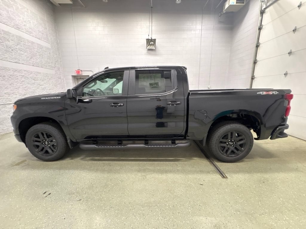 2026 Chevrolet Silverado 1500 RST Crew Cab Short Box 4WD