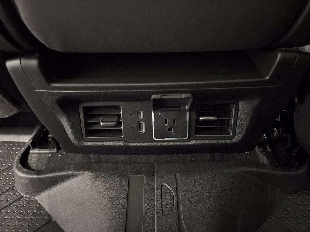 2026 Chevrolet Silverado 1500 RST Crew Cab Short Box 4WD