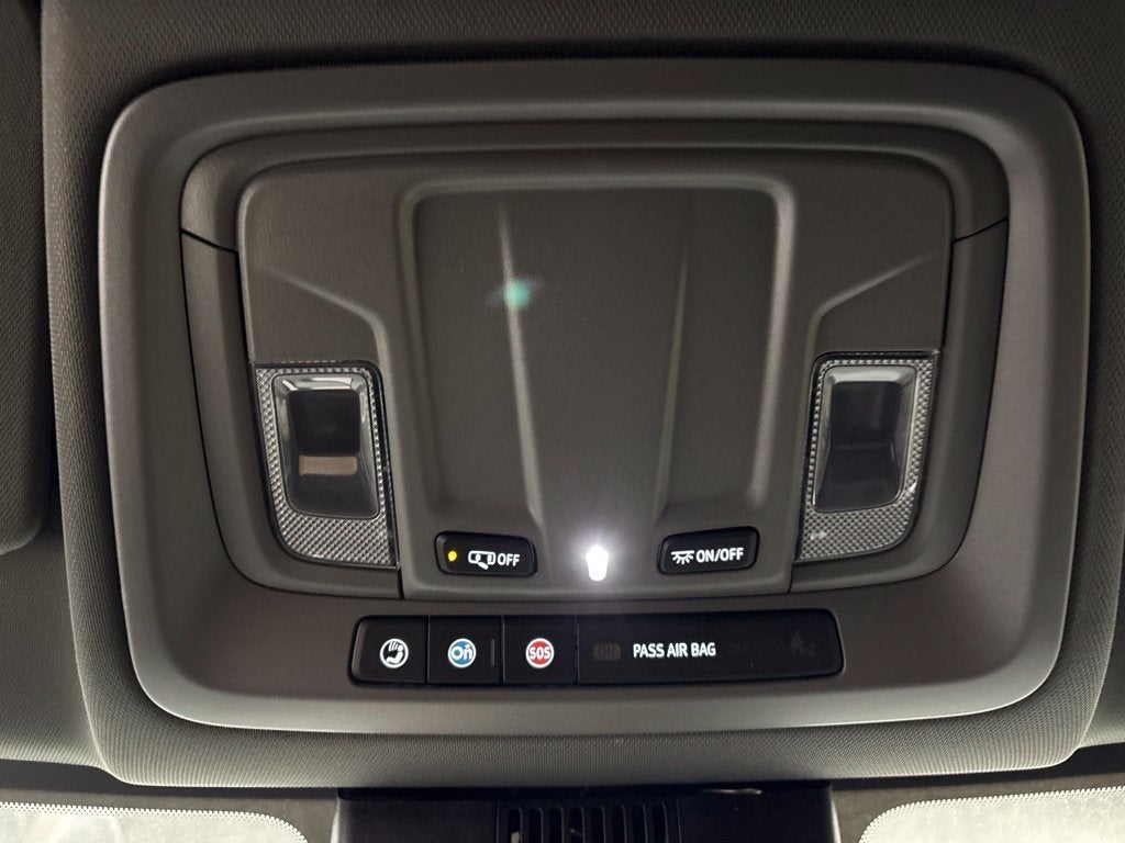 2026 Chevrolet Silverado 1500 RST Crew Cab Short Box 4WD