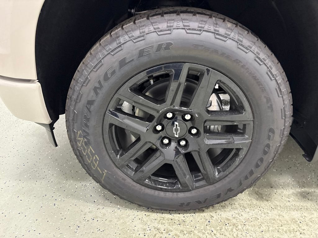 2026 Chevrolet Silverado 1500 RST Crew Cab Short Box 4WD