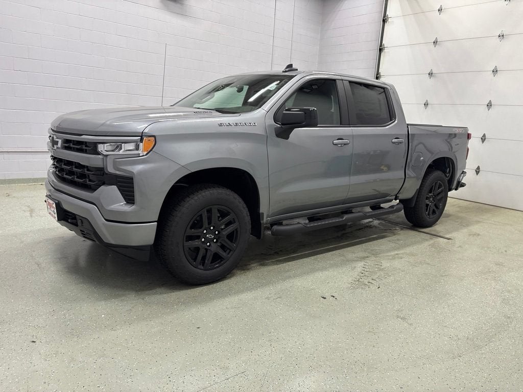 2026 Chevrolet Silverado 1500 RST Crew Cab Short Box 4WD