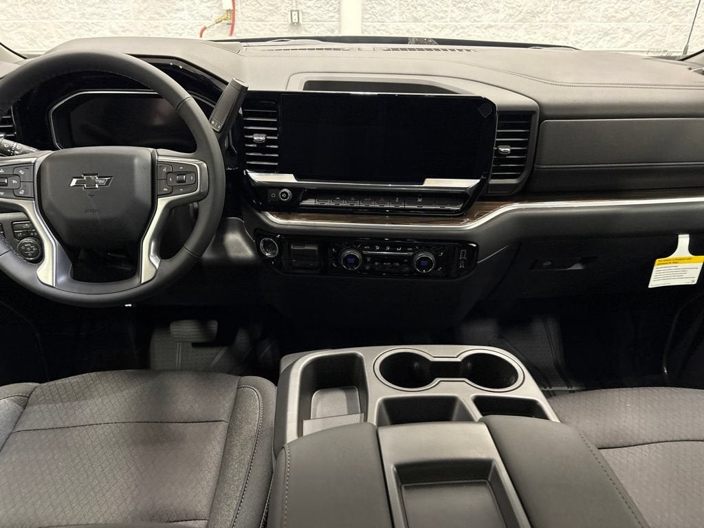 2026 Chevrolet Silverado 1500 RST Crew Cab Short Box 4WD