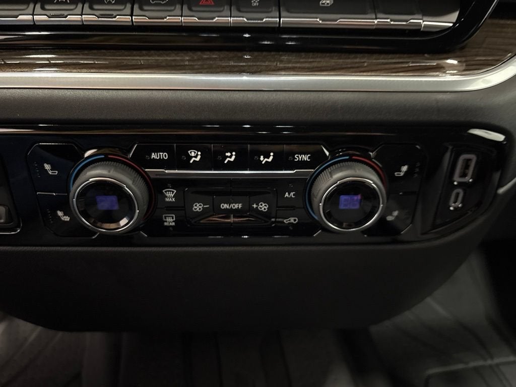 2026 Chevrolet Silverado 1500 RST Crew Cab Short Box 4WD