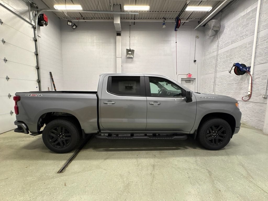 2026 Chevrolet Silverado 1500 RST Crew Cab Short Box 4WD