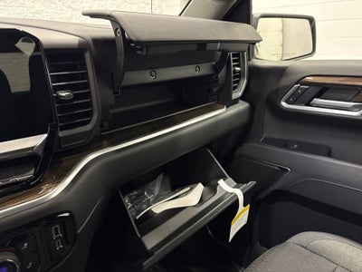 2026 Chevrolet Silverado 1500 RST Crew Cab Short Box 4WD