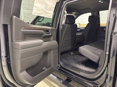 2026 Chevrolet Silverado 1500 RST Crew Cab Short Box 4WD
