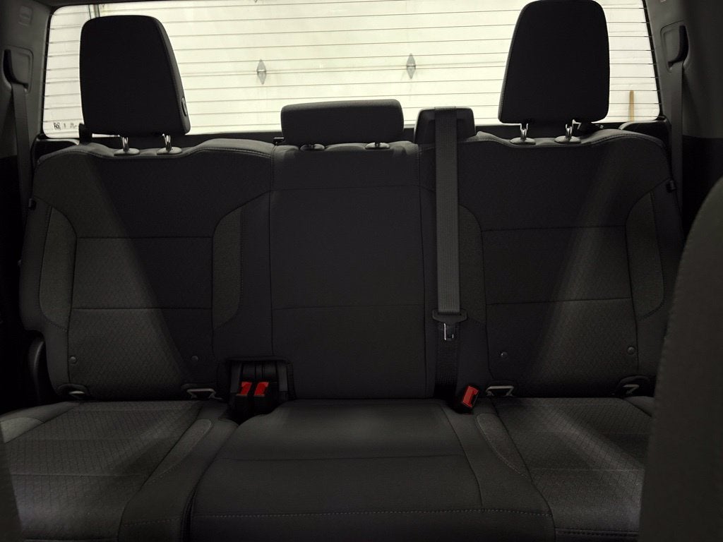 2026 Chevrolet Silverado 1500 RST Crew Cab Short Box 4WD