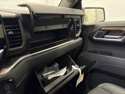 2026 Chevrolet Silverado 1500 RST Crew Cab Short Box 4WD