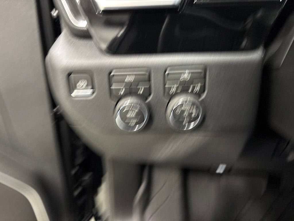 2026 Chevrolet Silverado 1500 RST Crew Cab Short Box 4WD