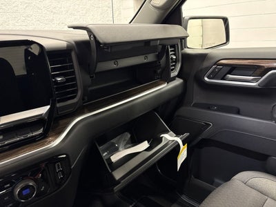 2026 Chevrolet Silverado 1500 RST Crew Cab Short Box 4WD