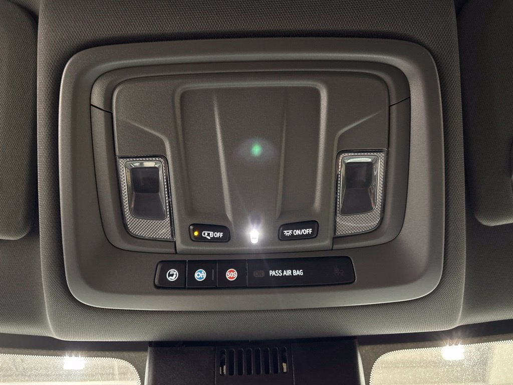 2026 Chevrolet Silverado 1500 RST Crew Cab Short Box 4WD