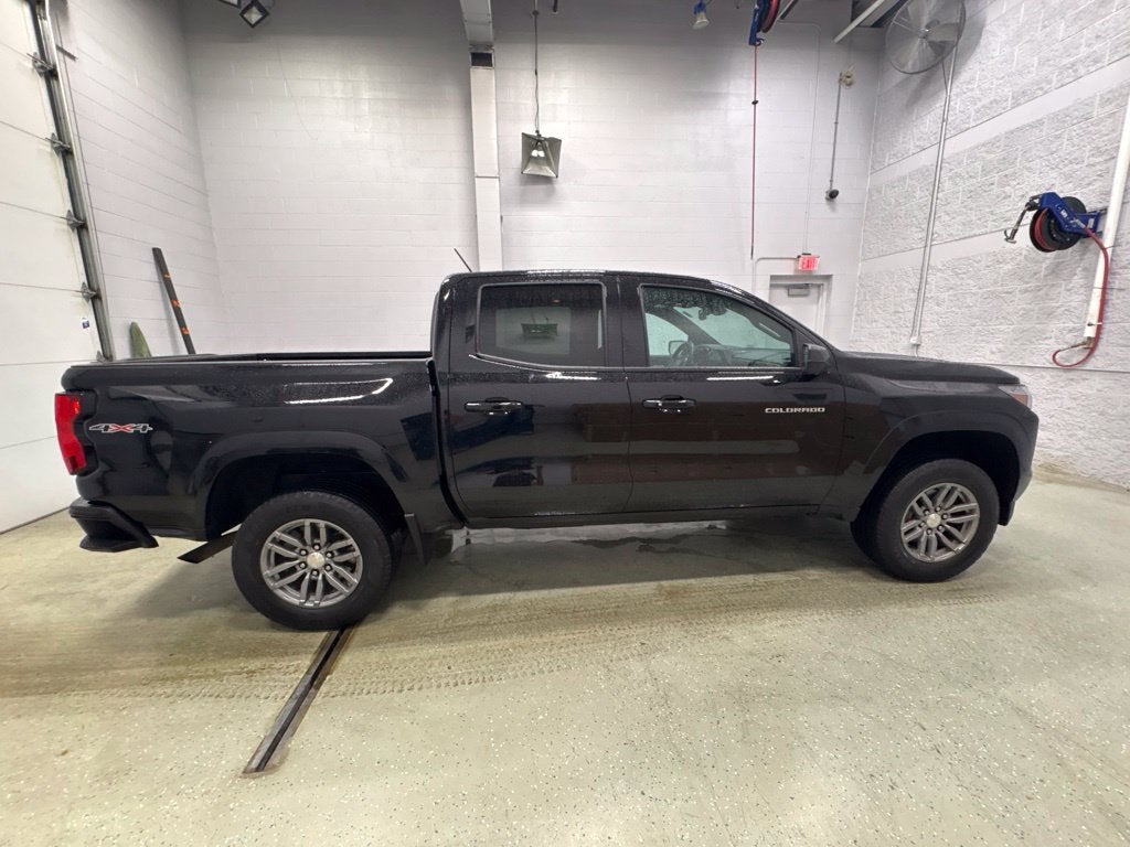 2023 Chevrolet Colorado 4WD LT