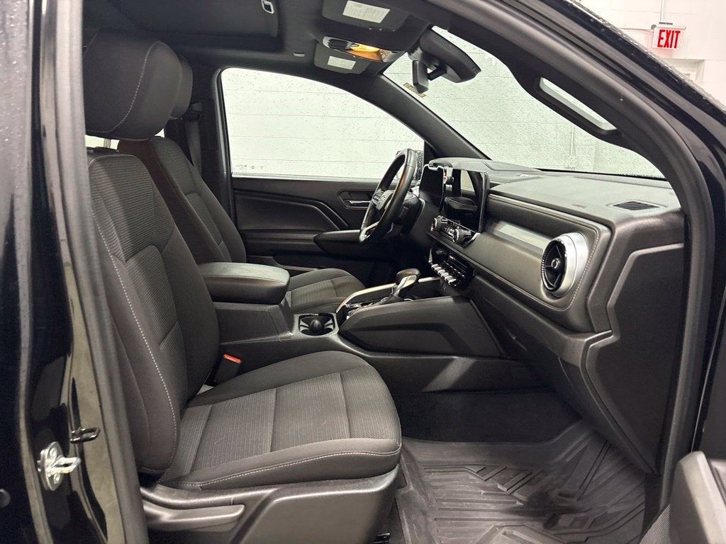 2023 Chevrolet Colorado 4WD LT