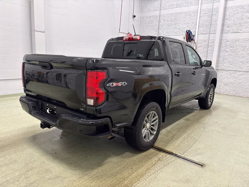 2023 Chevrolet Colorado 4WD LT