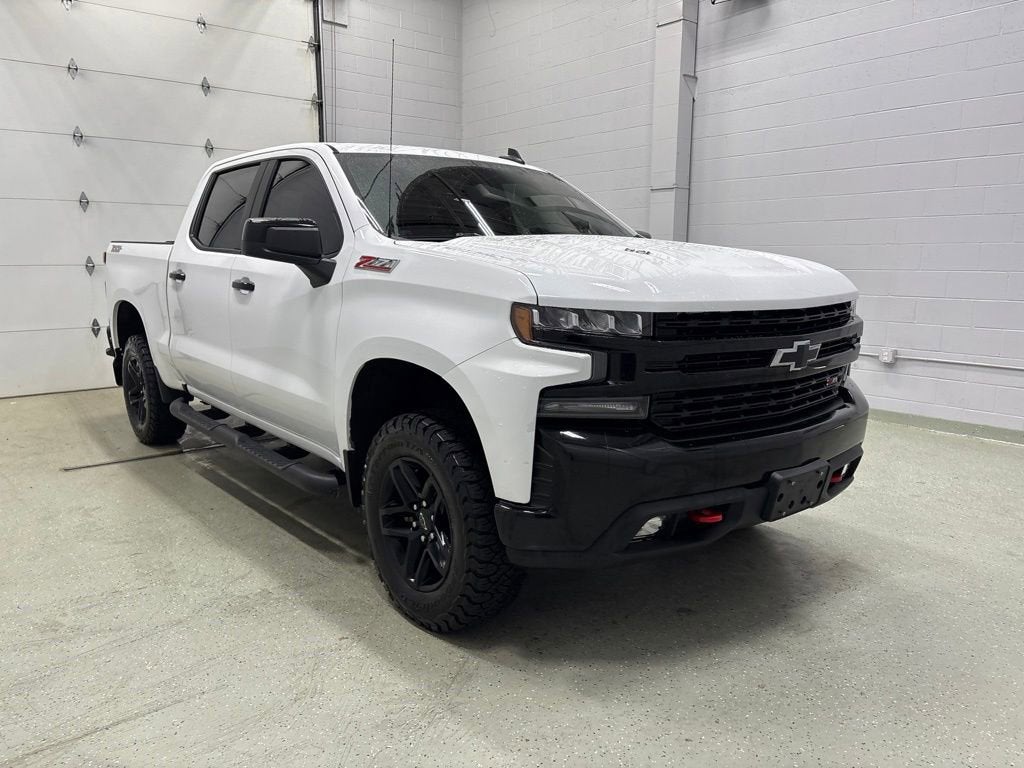 Used 2022 Chevrolet Silverado 1500 Limited LT Trail Boss with VIN 1GCPYFEL7NZ206710 for sale in Rogers, Minnesota
