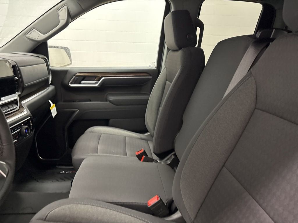 2026 Chevrolet Silverado 1500 LT Double Cab Standard Box 4WD