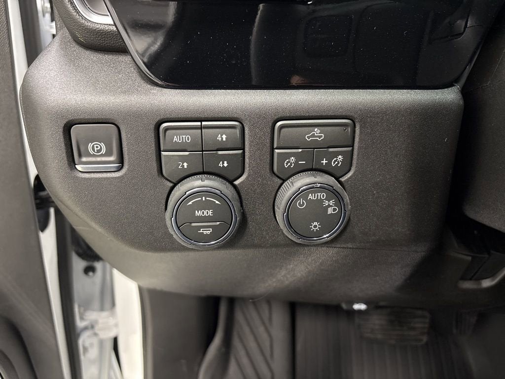 2026 Chevrolet Silverado 1500 LT Double Cab Standard Box 4WD