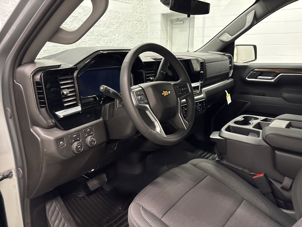 2026 Chevrolet Silverado 1500 LT (2FL) Double Cab Standard Box 4WD