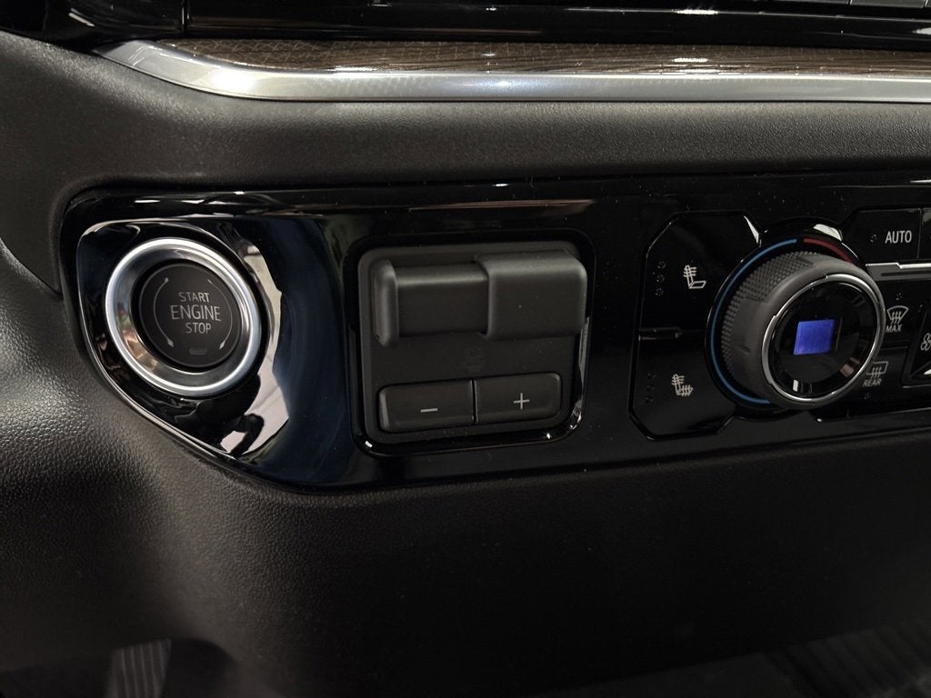 2026 Chevrolet Silverado 1500 LT (2FL) Double Cab Standard Box 4WD