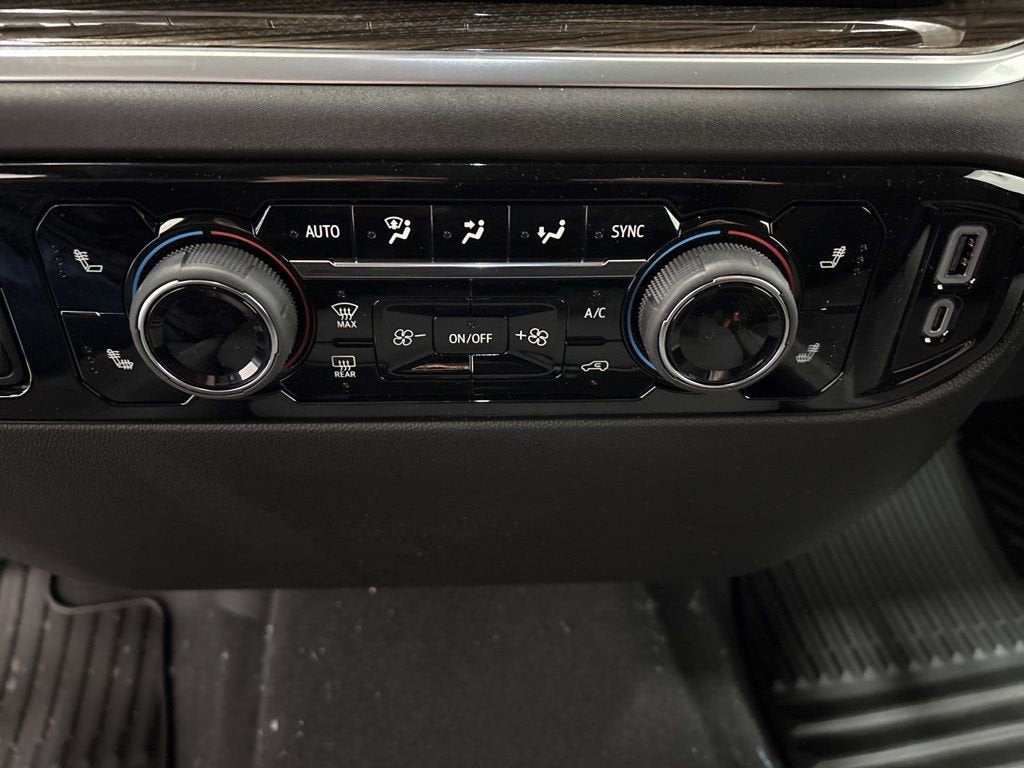 2026 Chevrolet Silverado 1500 LT (2FL) Double Cab Standard Box 4WD