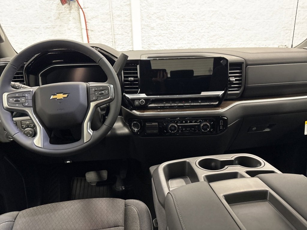 2026 Chevrolet Silverado 1500 LT (2FL) Double Cab Standard Box 4WD