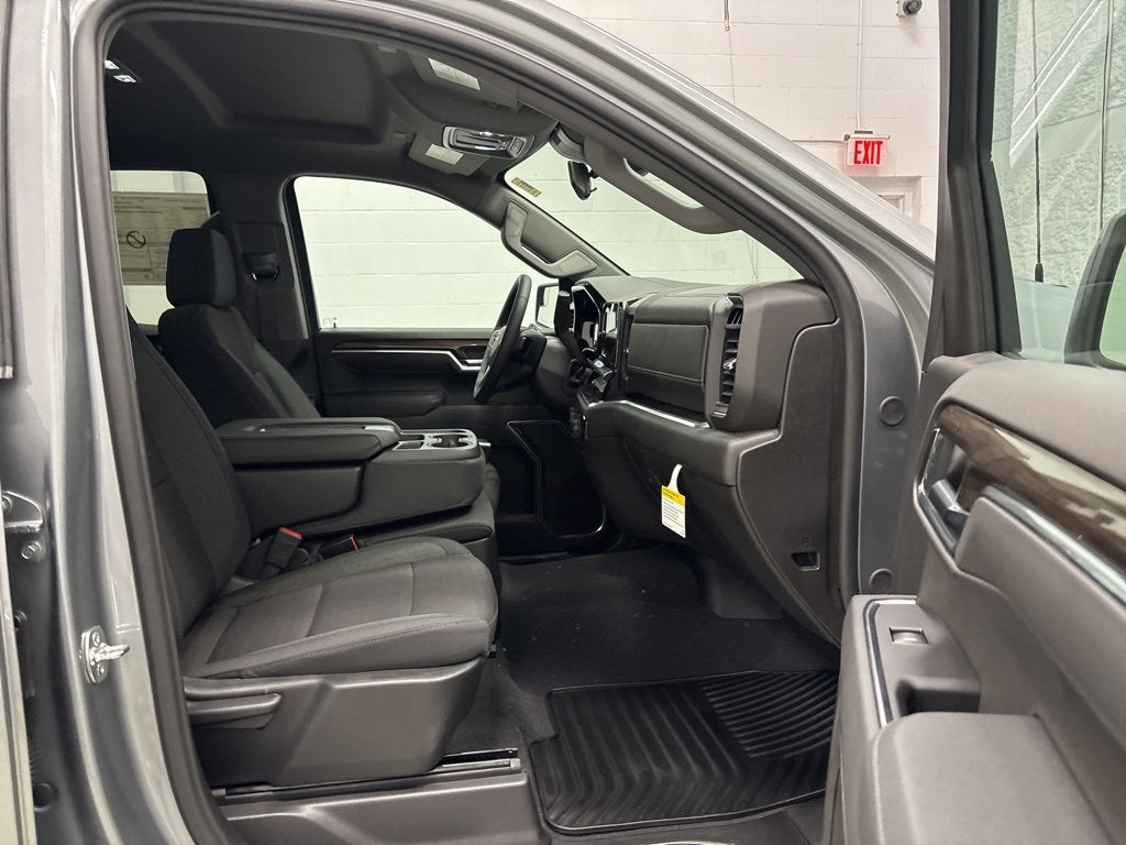 2026 Chevrolet Silverado 1500 LT (2FL) Double Cab Standard Box 4WD