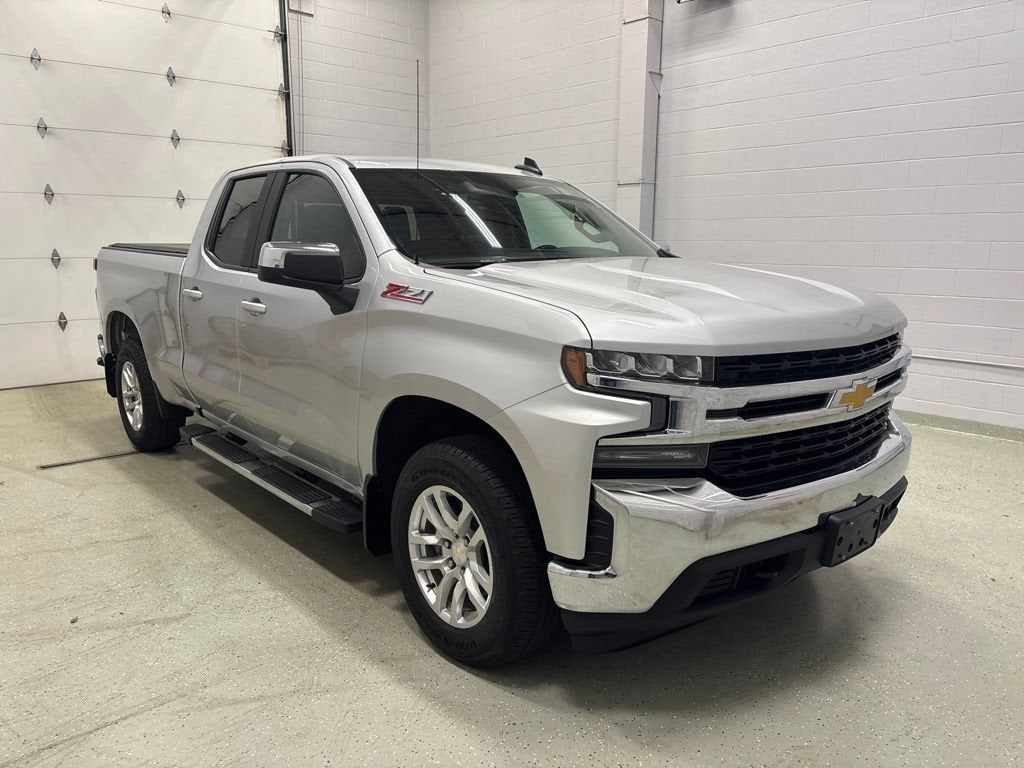 Used 2019 Chevrolet Silverado 1500 LT with VIN 1GCRYDED1KZ287673 for sale in Rogers, Minnesota