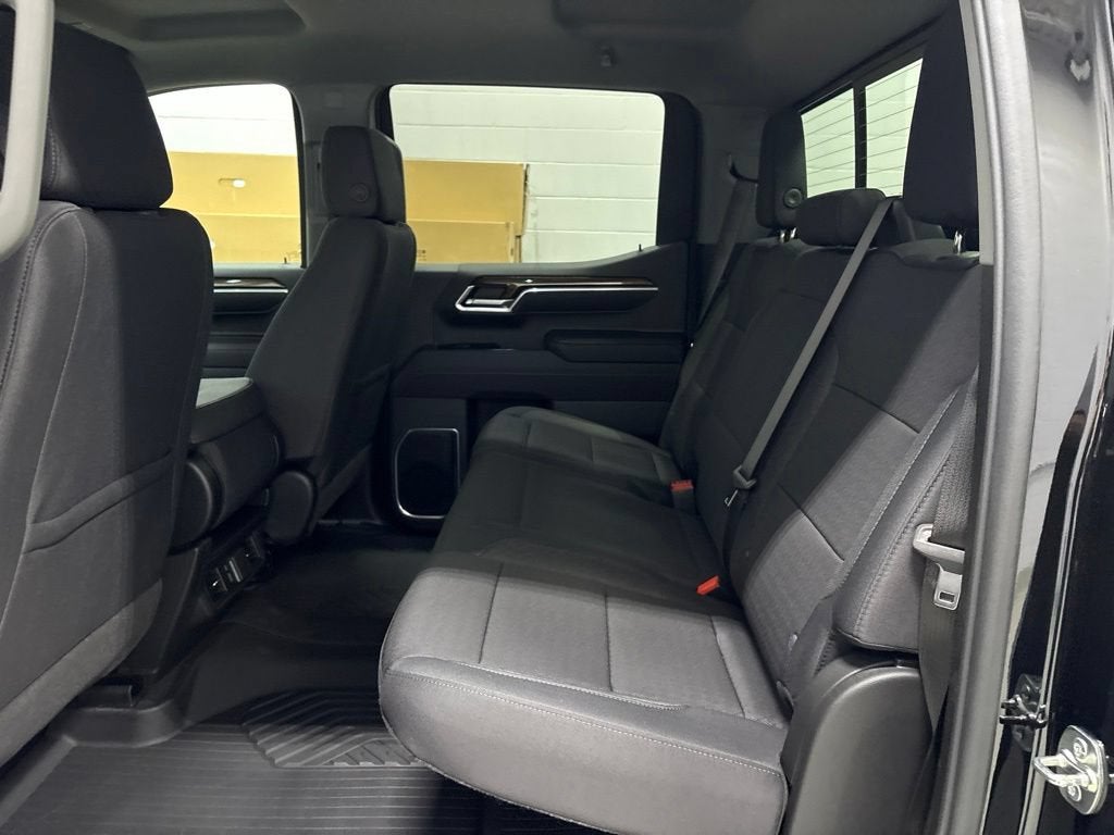 2026 Chevrolet Silverado 1500 LT Crew Cab Standard Box 4WD