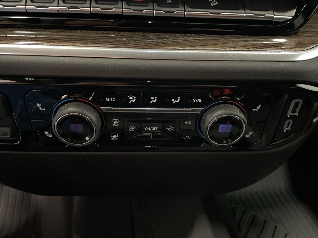 2026 Chevrolet Silverado 1500 LT Crew Cab Short Box 4WD