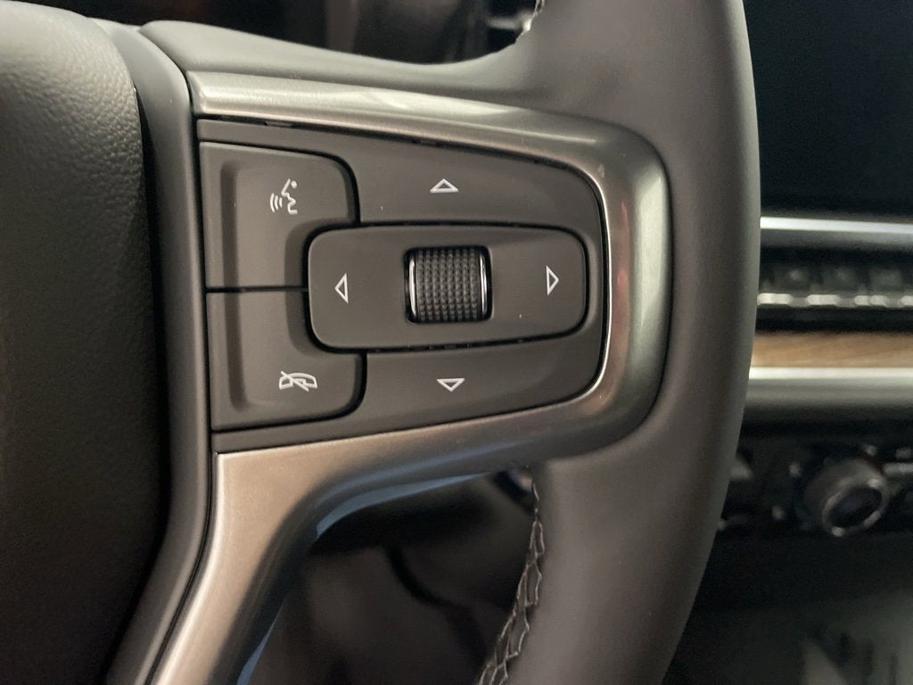 2026 Chevrolet Silverado 1500 LT Crew Cab Short Box 4WD