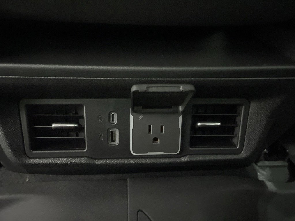 2026 Chevrolet Silverado 1500 LT Crew Cab Short Box 4WD