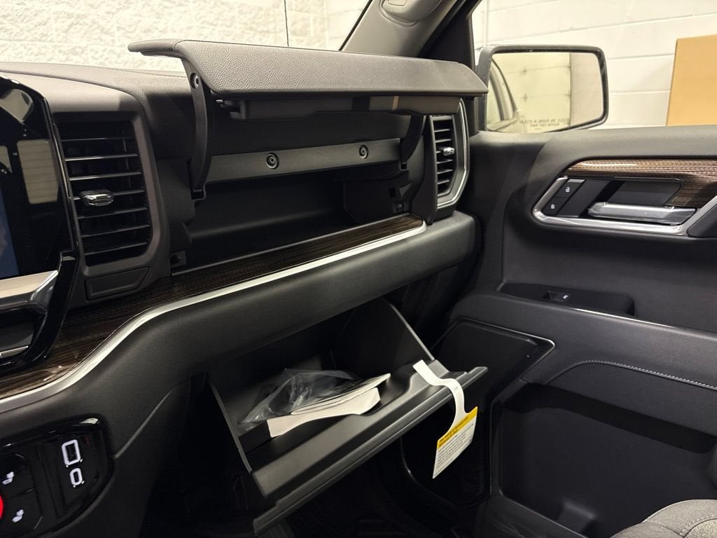 2026 Chevrolet Silverado 1500 LT Crew Cab Standard Box 4WD