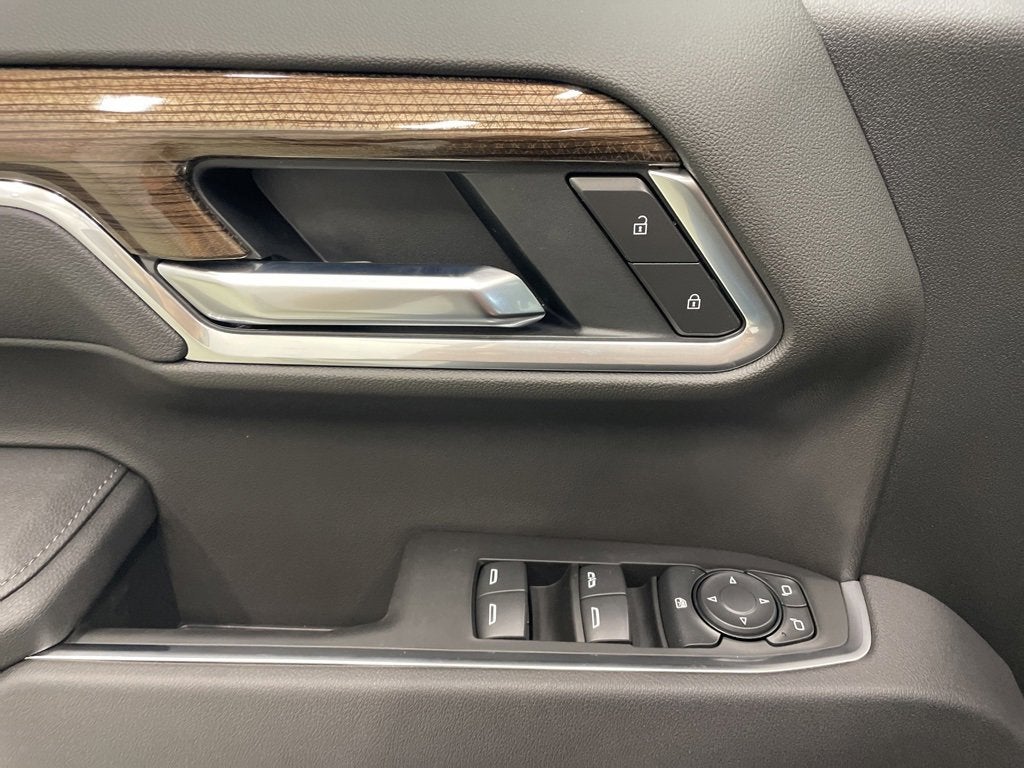 2026 Chevrolet Silverado 1500 LT Crew Cab Short Box 4WD