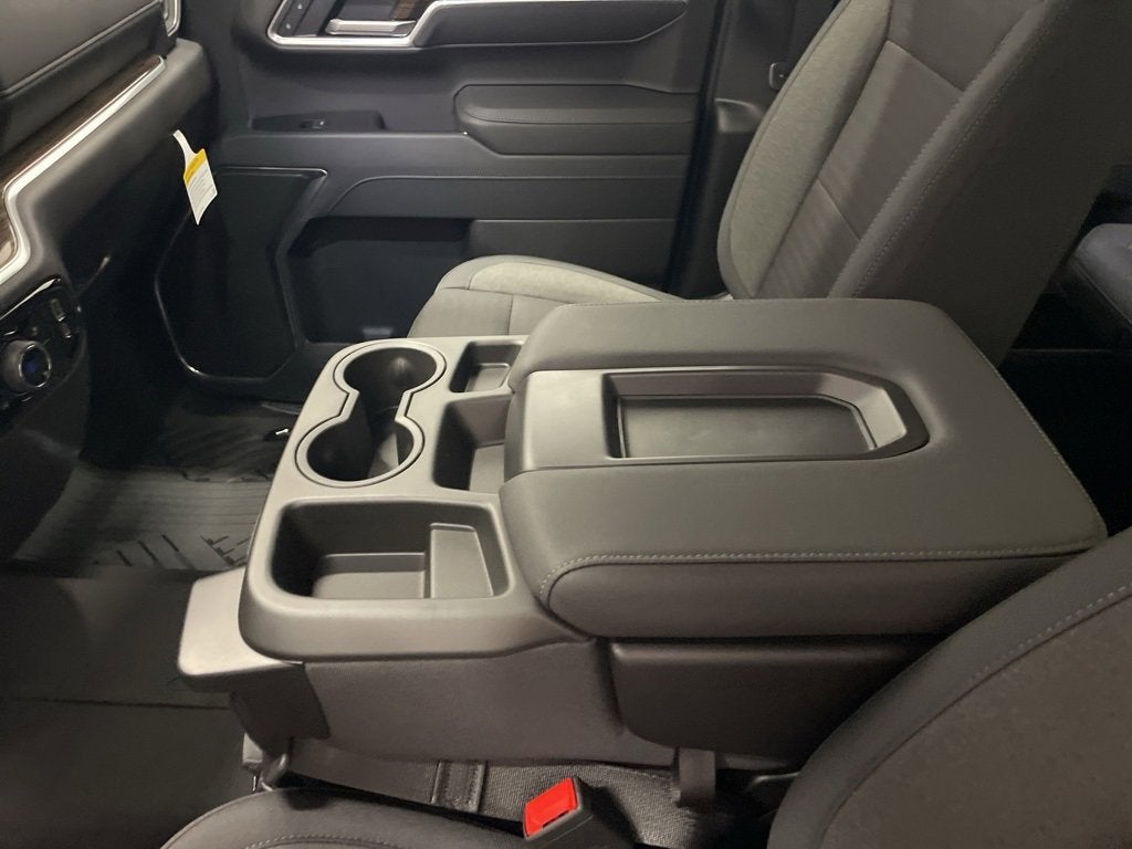 2026 Chevrolet Silverado 1500 LT Crew Cab Short Box 4WD