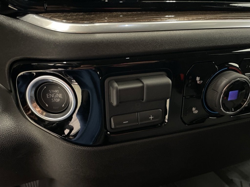 2026 Chevrolet Silverado 1500 LT Crew Cab Short Box 4WD