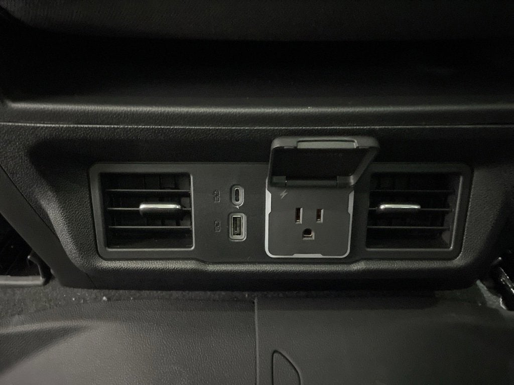 2026 Chevrolet Silverado 1500 LT Crew Cab Short Box 4WD