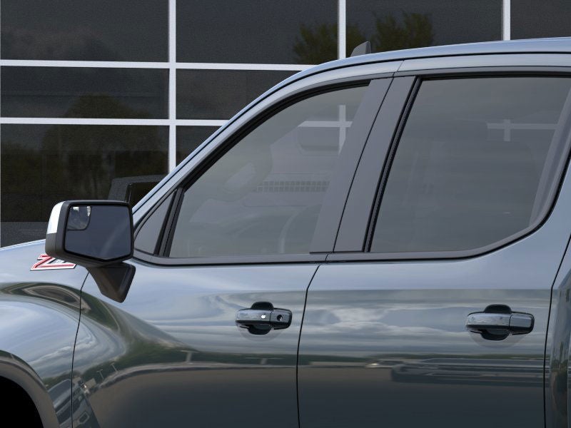 2026 Chevrolet Silverado 1500 LT Crew Cab Short Box 4WD