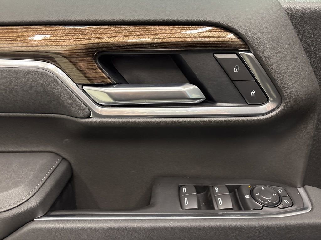 2026 Chevrolet Silverado 1500 RST Crew Cab Short Box 4WD