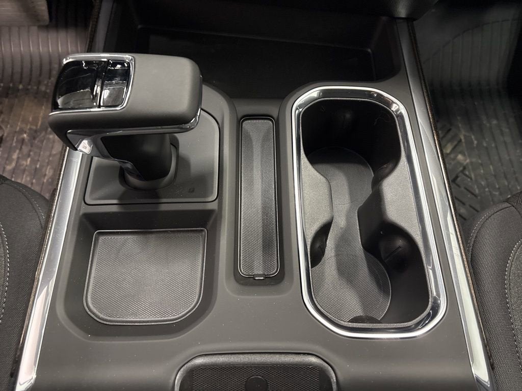 2026 Chevrolet Silverado 1500 RST Crew Cab Short Box 4WD