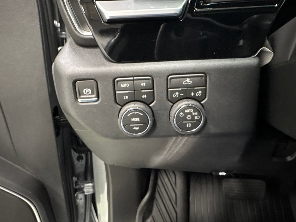 2026 Chevrolet Silverado 1500 RST Crew Cab Standard Box 4WD