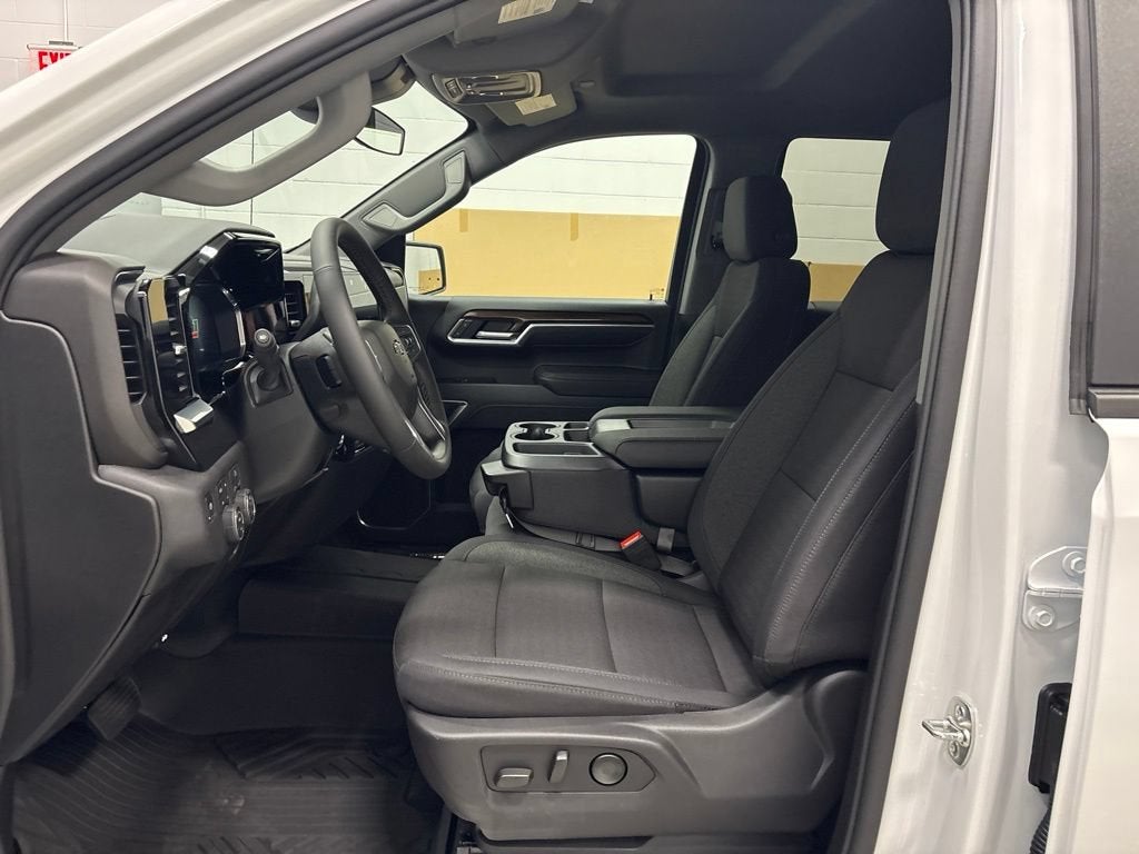 2026 Chevrolet Silverado 1500 RST Crew Cab Short Box 4WD