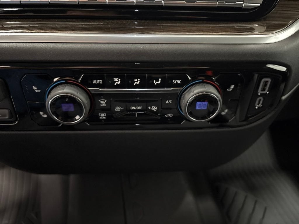 2026 Chevrolet Silverado 1500 RST Crew Cab Short Box 4WD