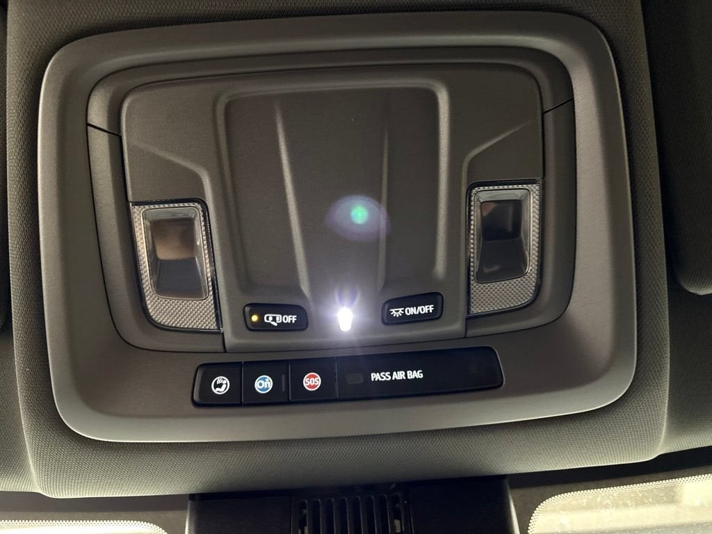 2026 Chevrolet Silverado 1500 RST Crew Cab Short Box 4WD