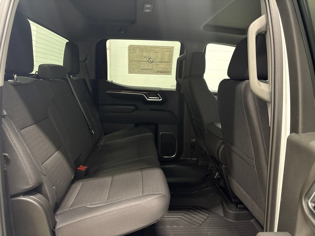 2026 Chevrolet Silverado 1500 RST Crew Cab Short Box 4WD